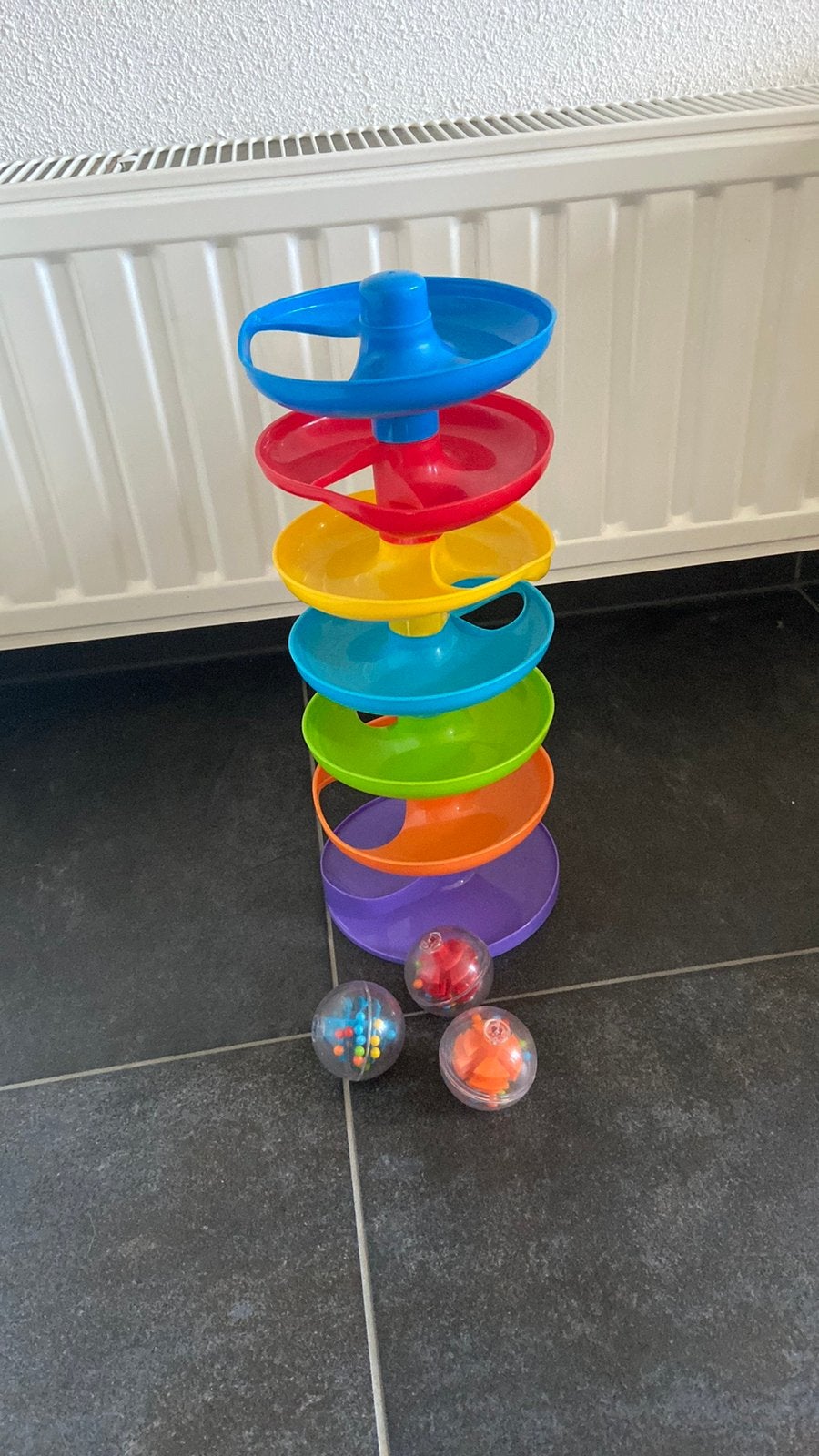 Toren met drie ballen, Kinderen en Baby's, Speelgoed | Babyspeelgoed, Ophalen of Verzenden, Gebruikt, Overige typen