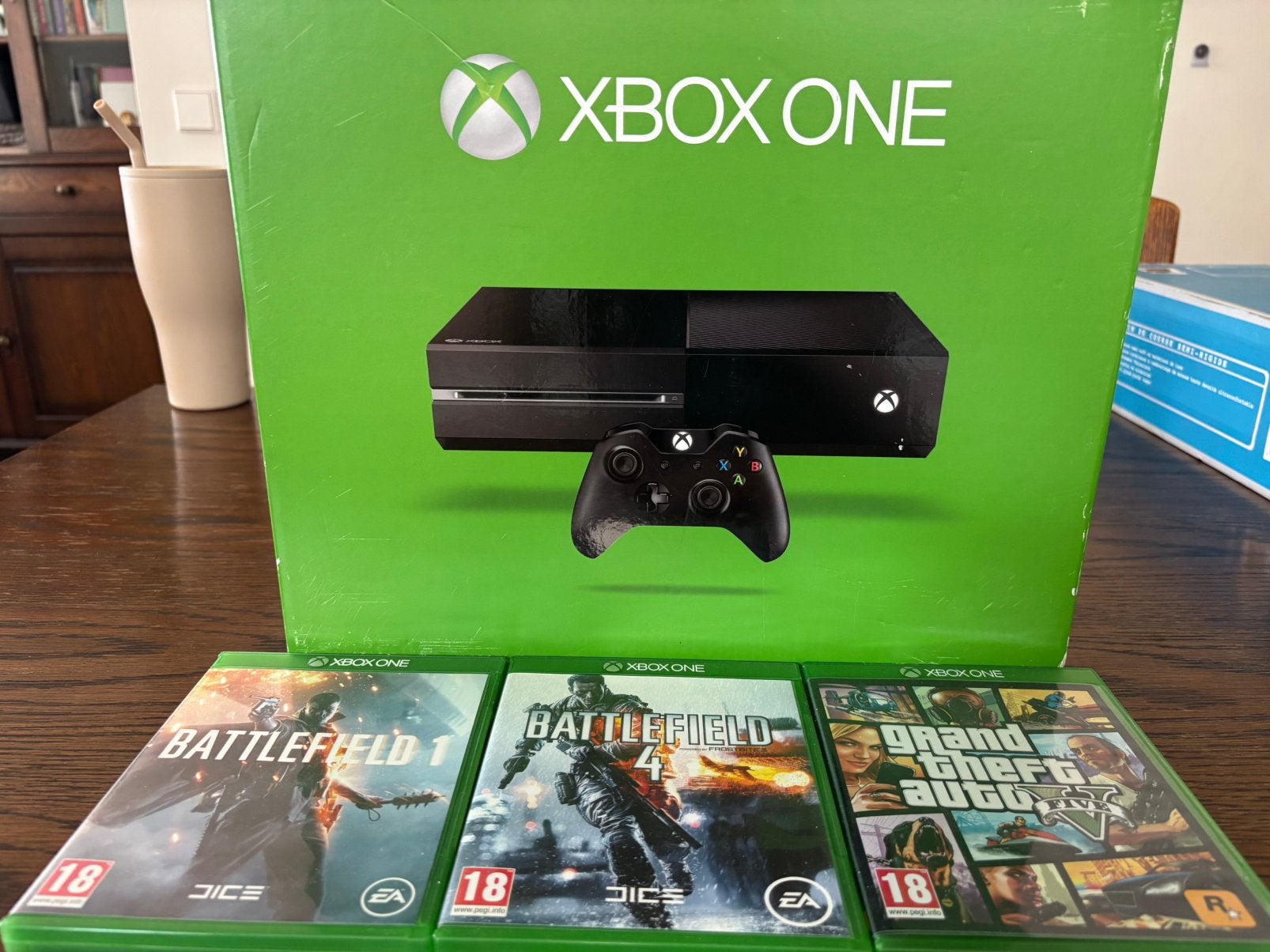 XBOX ONE, Ophalen, Zonder controller, 500 GB, Gebruikt