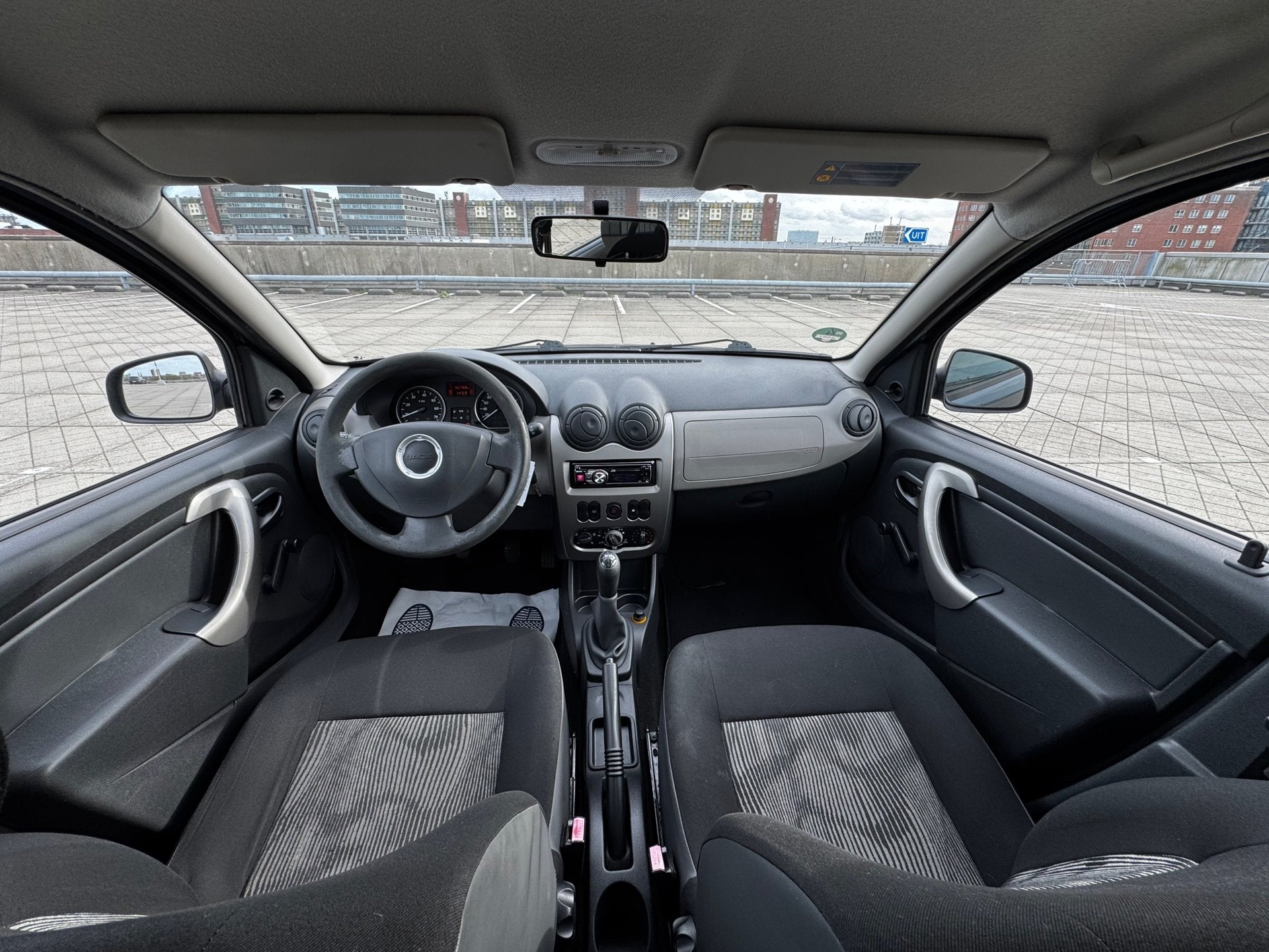 Dacia Sandero 1.2 Ambiance AIRCO TREKHAAK NAP APK, Auto's, Voorwielaandrijving, Dealer onderhouden, Stof, Gebruikt