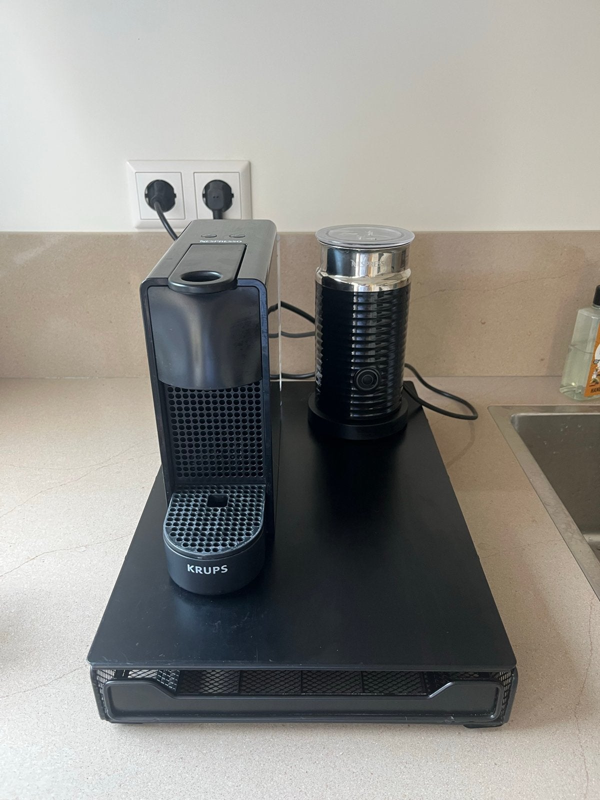 Nespresso cuphouder lade - Zwart metalen capsulehouder, Ophalen of Verzenden, Zwart, Metaal, Overige merken