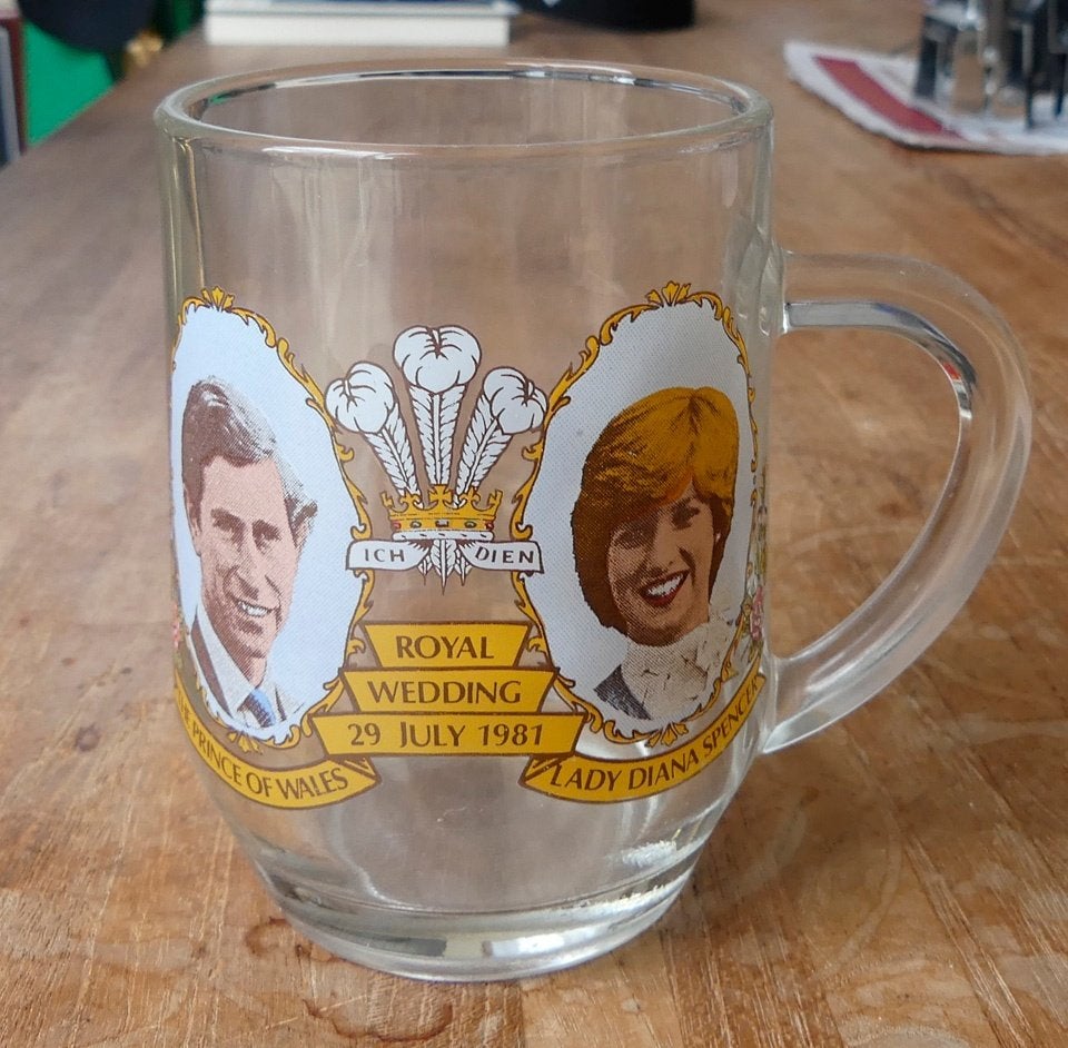 Charles & Diana glas huwelijk prince en princess of Wales, Verzamelen, Koninklijk Huis en Royalty, Ophalen of Verzenden, Gebruikt