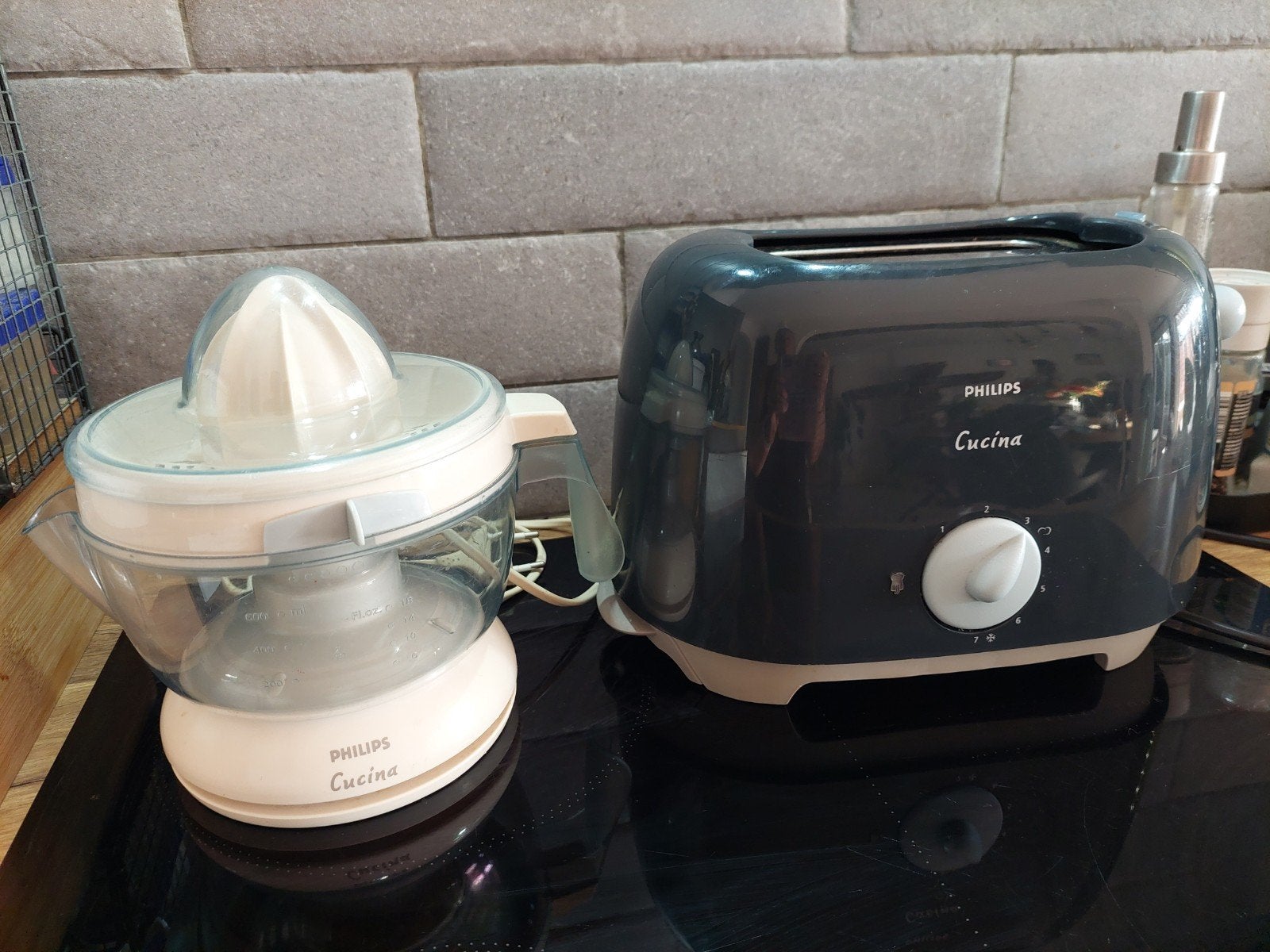 Philips Cucina broodrooster en citruspers - als nieuw, Ophalen of Verzenden, Zo goed als nieuw