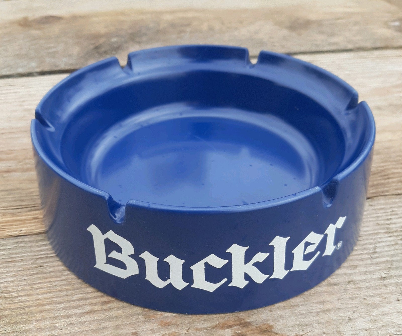Vintage Buckler Asbak - (Café / 0.0 / Alcoholvrij Icoon), Ophalen of Verzenden, Zo goed als nieuw, Asbak