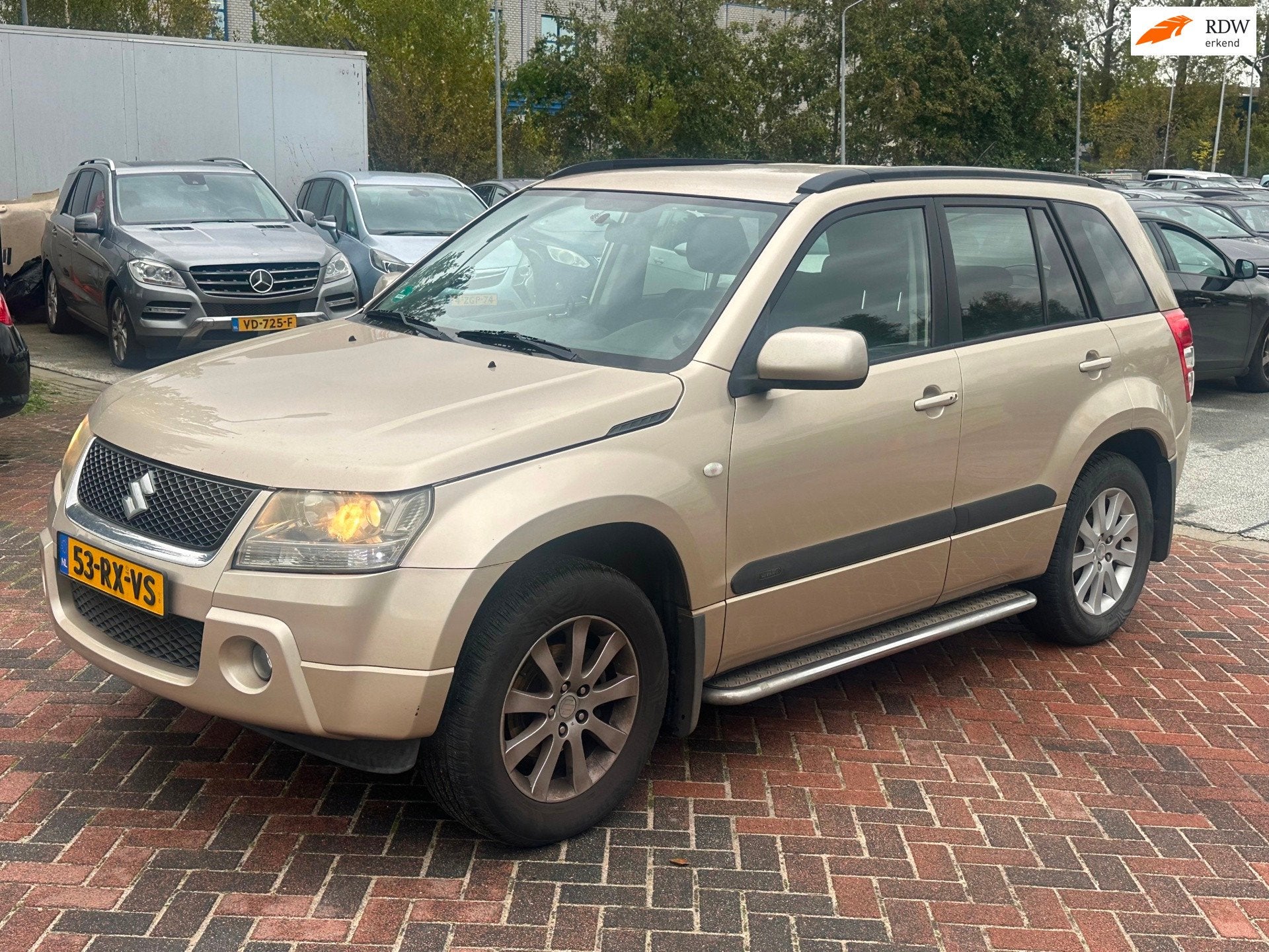 Suzuki Grand Vitara 2.0-16V Exclusive 4WD! Airco! 5-DRS! 186, Auto's, 4 cilinders, 1850 kg, Grand Vitara, Beige