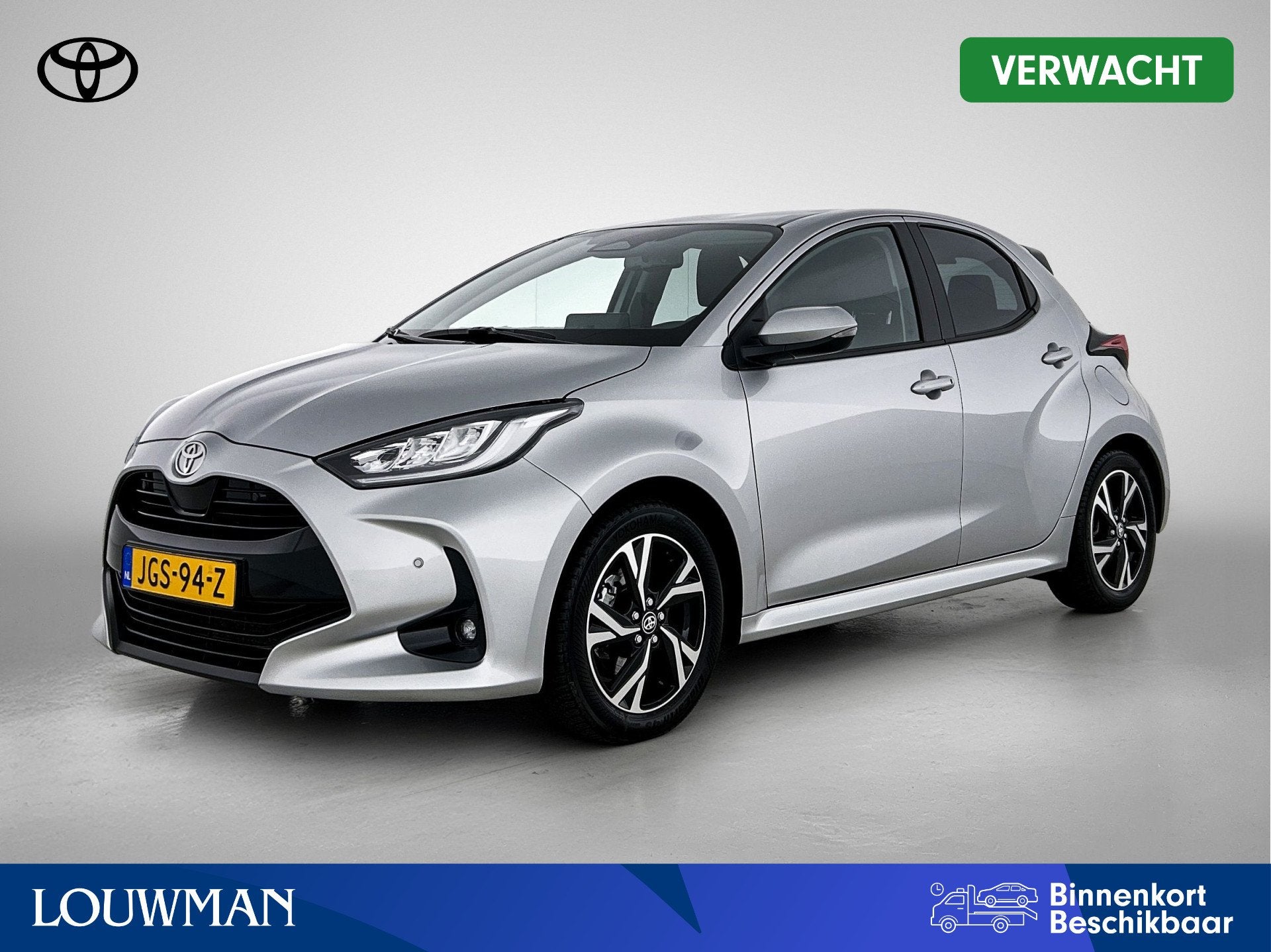 Toyota Yaris 1.5 Hybrid 115 Dynamic Comfort Pack | BTW voert, 12 maanden, Gebruikt, Hybride Elektrisch/Benzine, 3 cilinders