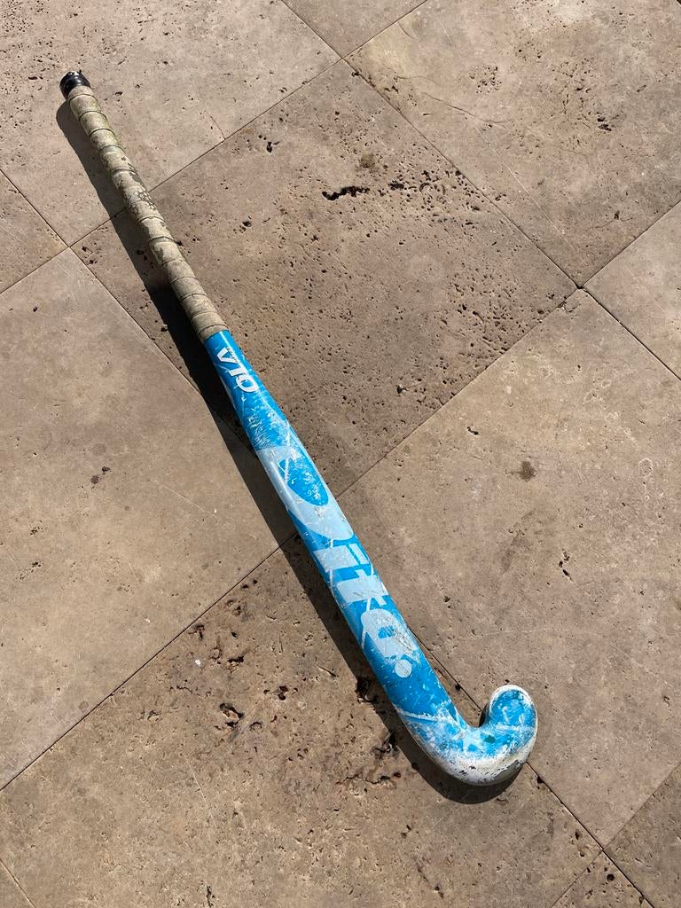 Gebruikte Dita junior hockeystick - 87 cm, Sport en Fitness, Hockey, Ophalen, Gebruikt, Stick