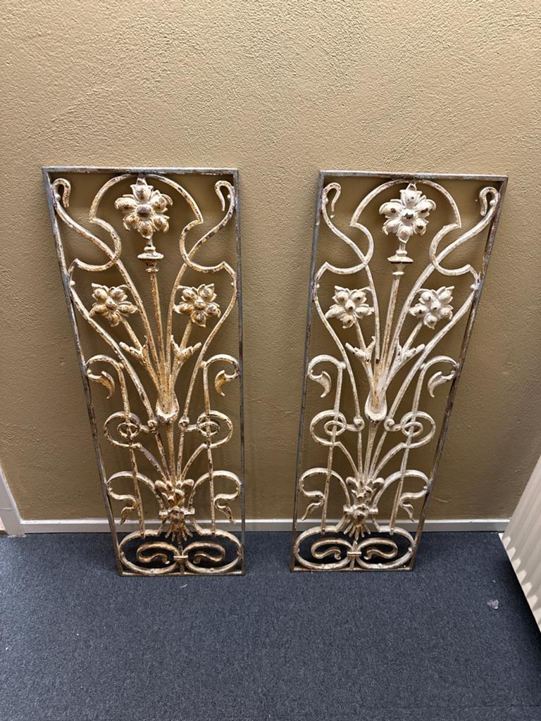 Set van 2 Antieke Smeedijzeren Decoratieve Panelen, Ophalen