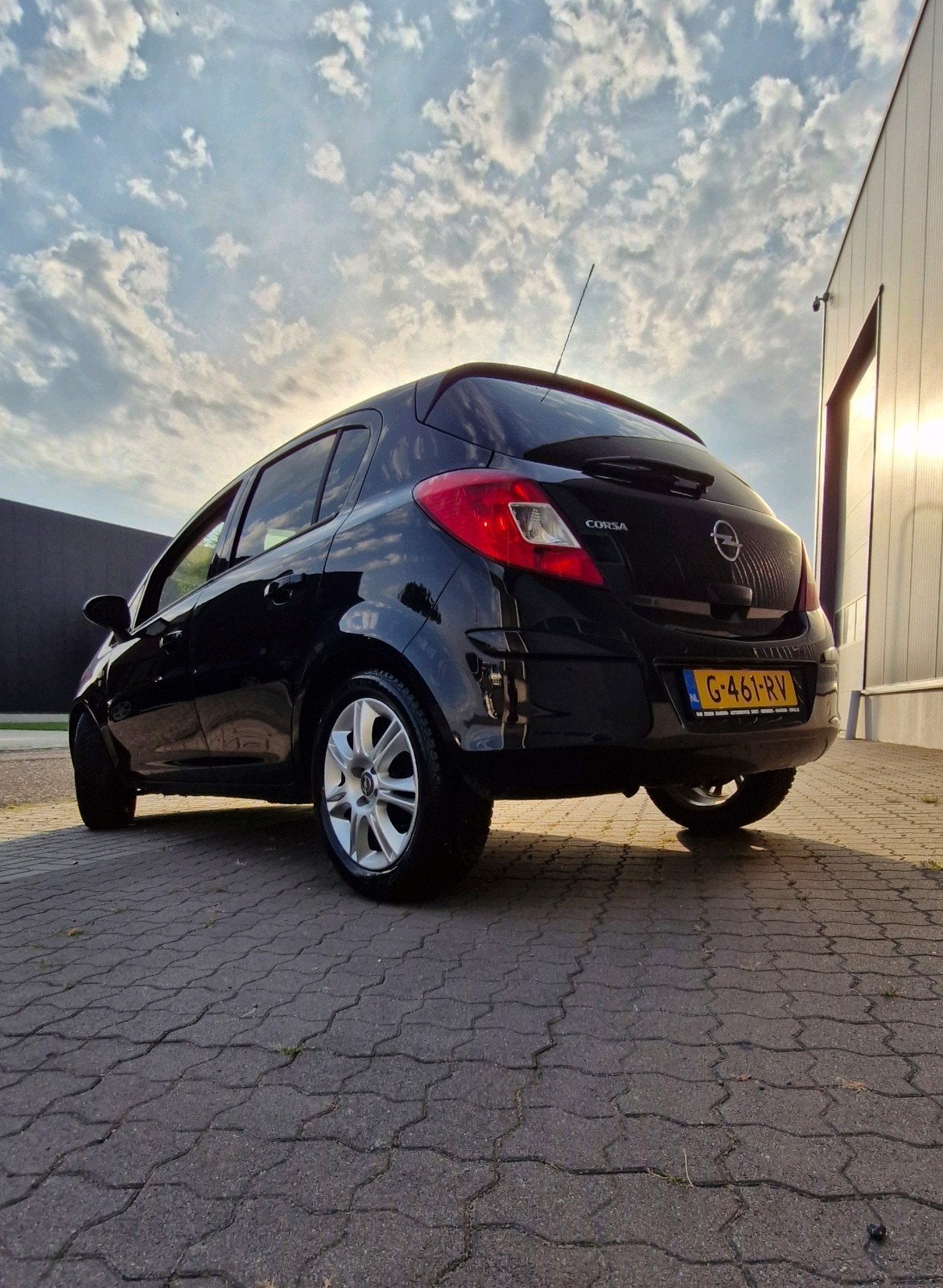 Opel Corsa 1.4 100PK Cruise/stuur+stoelverwarming/Bluetooth, Voorwielaandrijving, 4 cilinders, 100 pk, Zwart