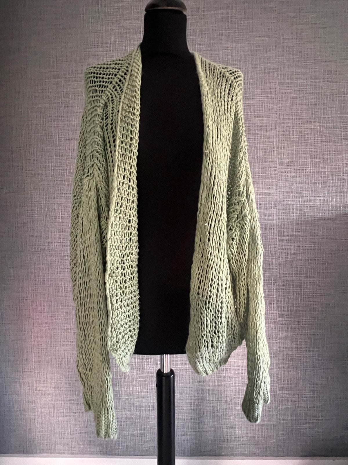 Ambika groen gebreid vest - One Size, Ophalen of Verzenden, Zo goed als nieuw, Maat 38/40 (M), Groen