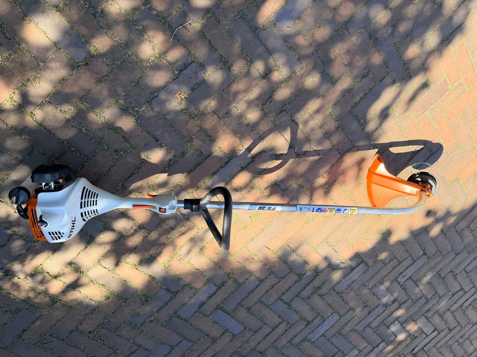 Stihl FS38 Benzine Grastrimmer - Lichtgewicht en Krachtig, Tuin en Terras, Grastrimmers, Ophalen, Gebruikt, 30 tot 50 cm, Benzine