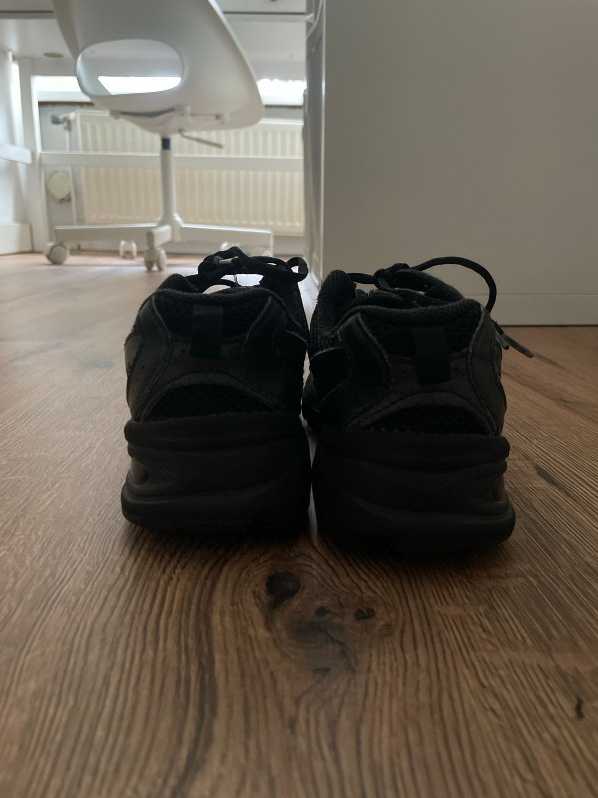 New Balance 530 Zwarte Sneakers - Maat 35,5, Ophalen of Verzenden, Gedragen, Zwart, Sneakers of Gympen