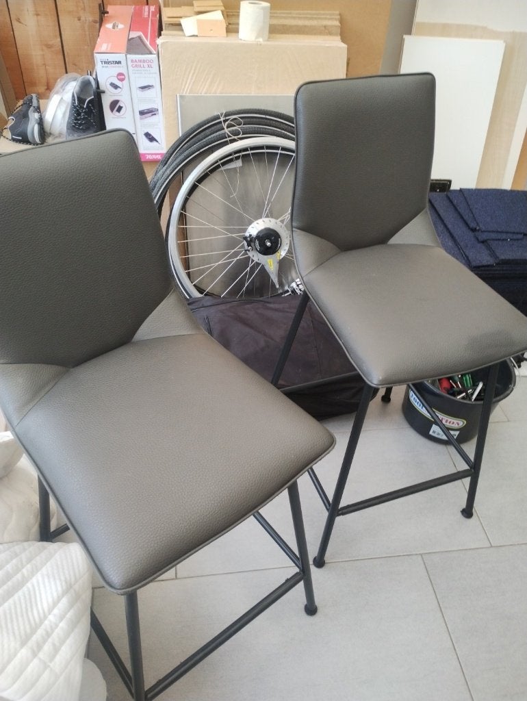 barstoel barkruk barkrukken  XOOON 2 stuks, Huis en Inrichting, Barkrukken, Ophalen, Draaibaar, 60 tot 90 cm, Zo goed als nieuw