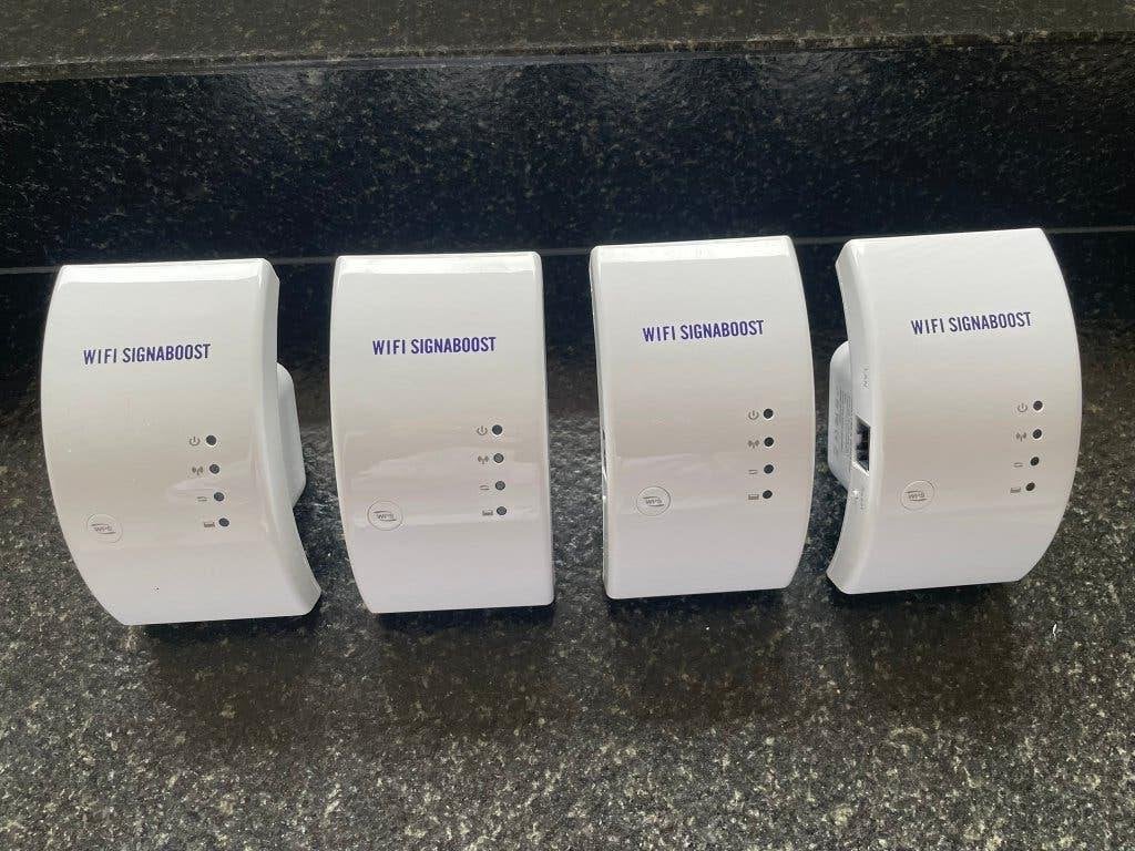 4x WiFi SignaBoost Versterkers – Draadloze WiFi Repeaters, Ophalen of Verzenden, Zo goed als nieuw