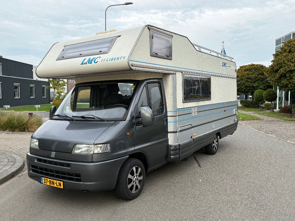 LMC Liberty Alkoof camper Fiat 230 6.99 meter 6 personen, LMC, Alkoof, Fiat, Airconditioning