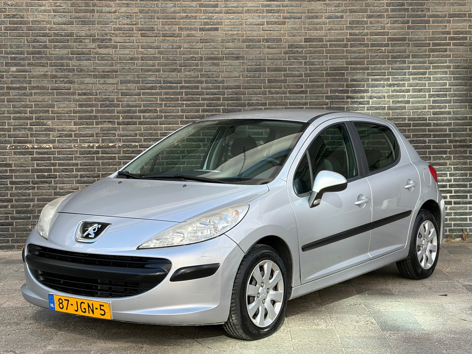 Peugeot 207 1.4 16V Nap✅Automaat Trekhaak 5DRS 2009 Airco, Stof, 1360 cc, Zwart, 4 cilinders