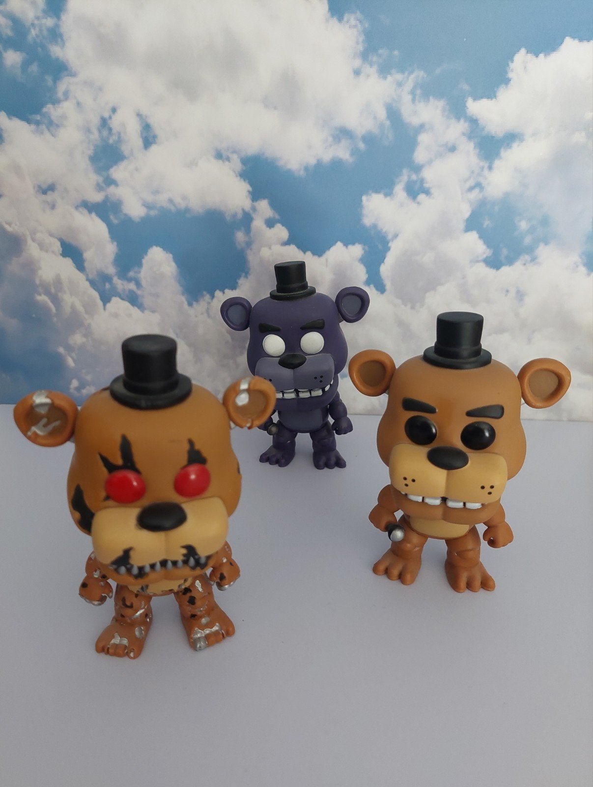 Five Nights at Freddy's FUNKO poppetjes, Ophalen