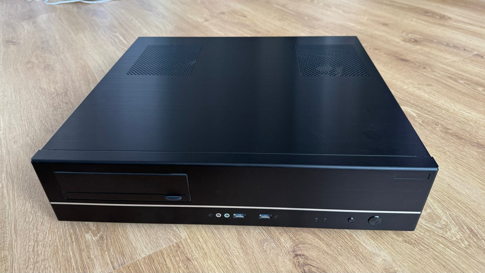 Lian Li PC-C37B + 420watt Cooler Master voeding, Computers en Software, Ophalen of Verzenden, Gebruikt