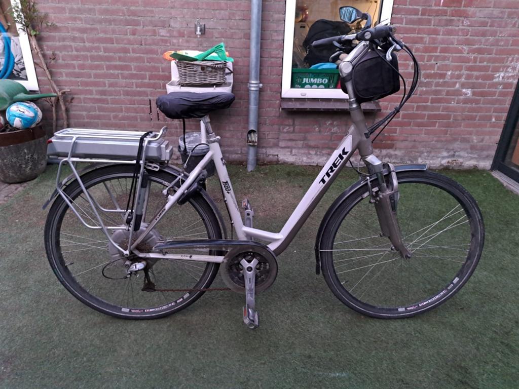 Defecte trek elektrische fiets met accu en lader, Ophalen, Gebruikt, Batavus, 51 tot 55 cm