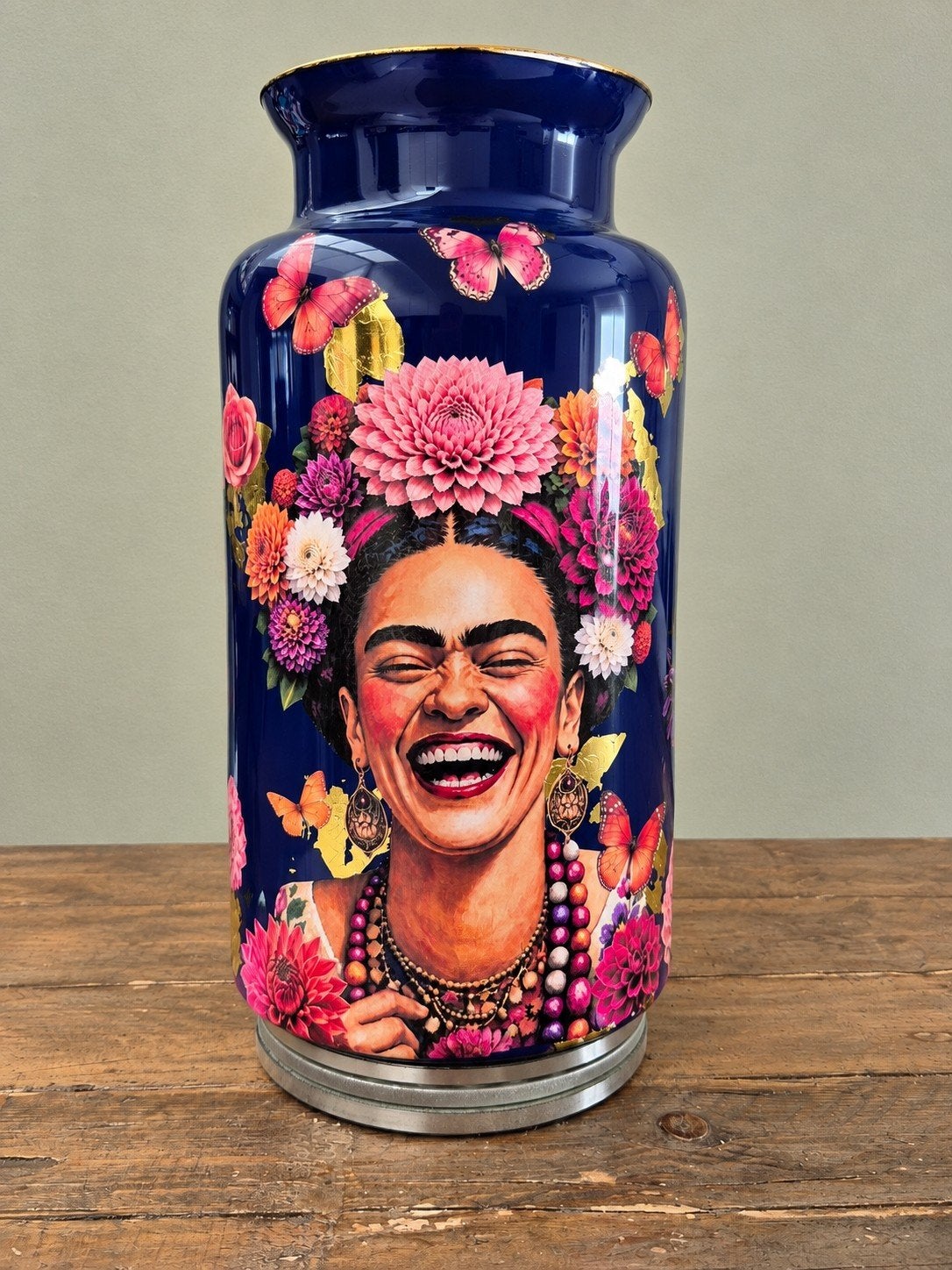 Unieke handgemaakte Frida Kahlo vaas – reverse decoupage – d, Handgemaakt, Meerkleurig, 35 cm, Nieuw