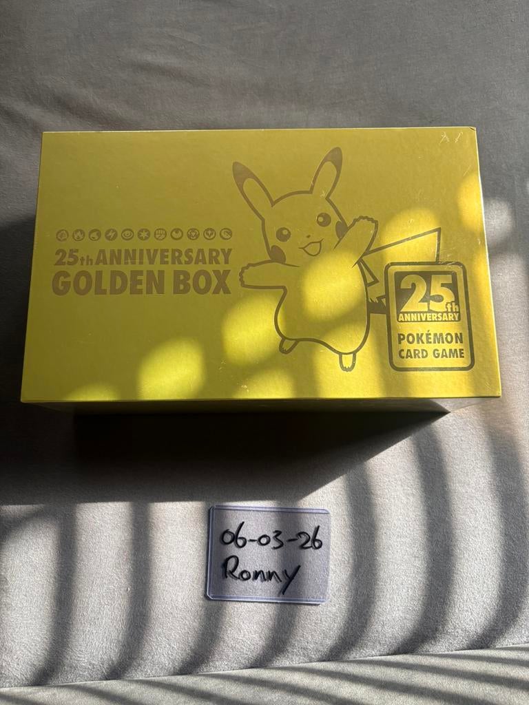 Pokémon Sealed Collectie – ETB’s, Boxes & 25th Golden Box, Ophalen of Verzenden, Zo goed als nieuw, Gehele gezicht