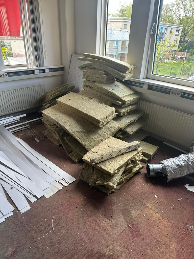 Isolatiemateriaal: Steenwol en Hardschuim (PIR), Ophalen, Gebruikt, Steenwol, 15 m² of meer