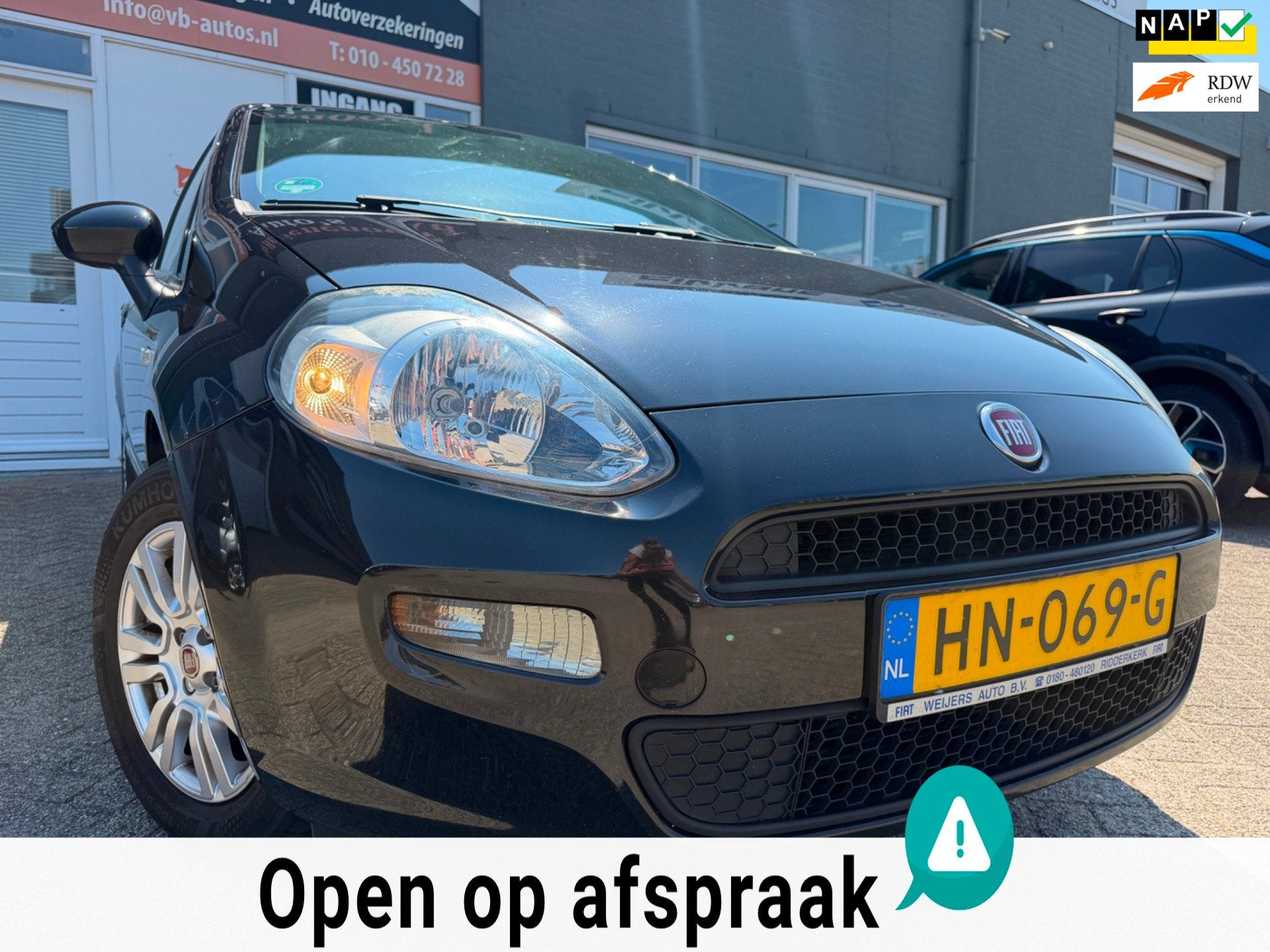 Fiat Punto Evo 0.9 TwinAir Pop 5drs van 2de Eig met navigati, Voorwielaandrijving, Gebruikt, Origineel Nederlands, Bedrijf