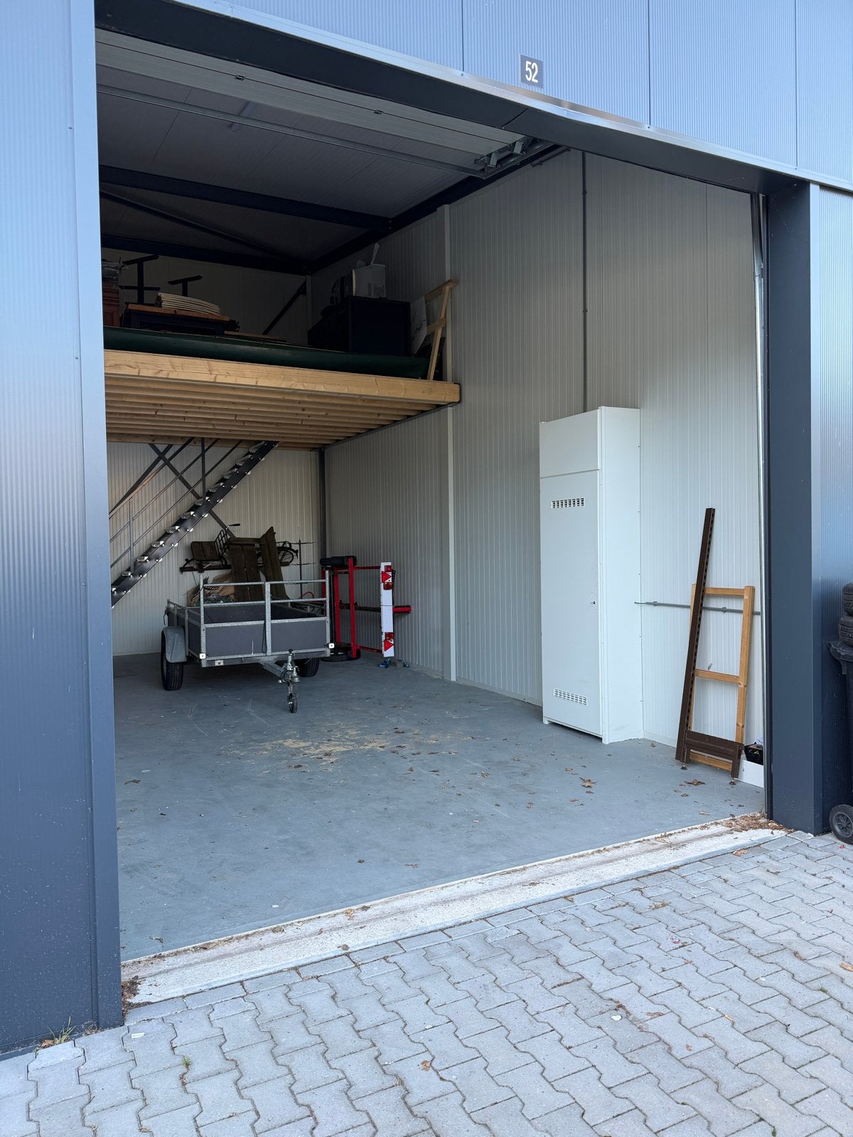 Te huur: Loods 75 m² in Joure - Beschikbaar per 1 nov, Ophalen of Verzenden