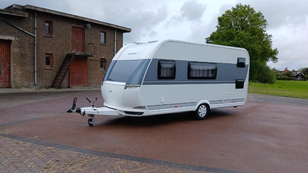 Hobby Ontour 470 KMF | 2020 Stapelbed-dwarsbed-luifel-mover|, Hobby, Treinzit, Particulier, 5 tot 6 meter