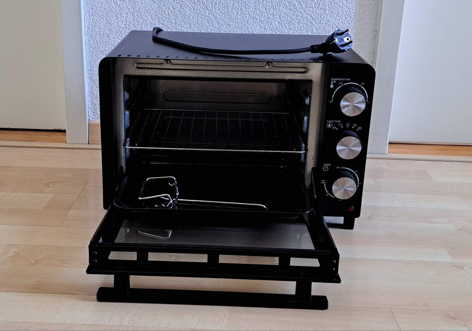 Mestic Heteluchtoven voor de camping (laag wattage, z.g.a.n., Ophalen of Verzenden, Gebruikt