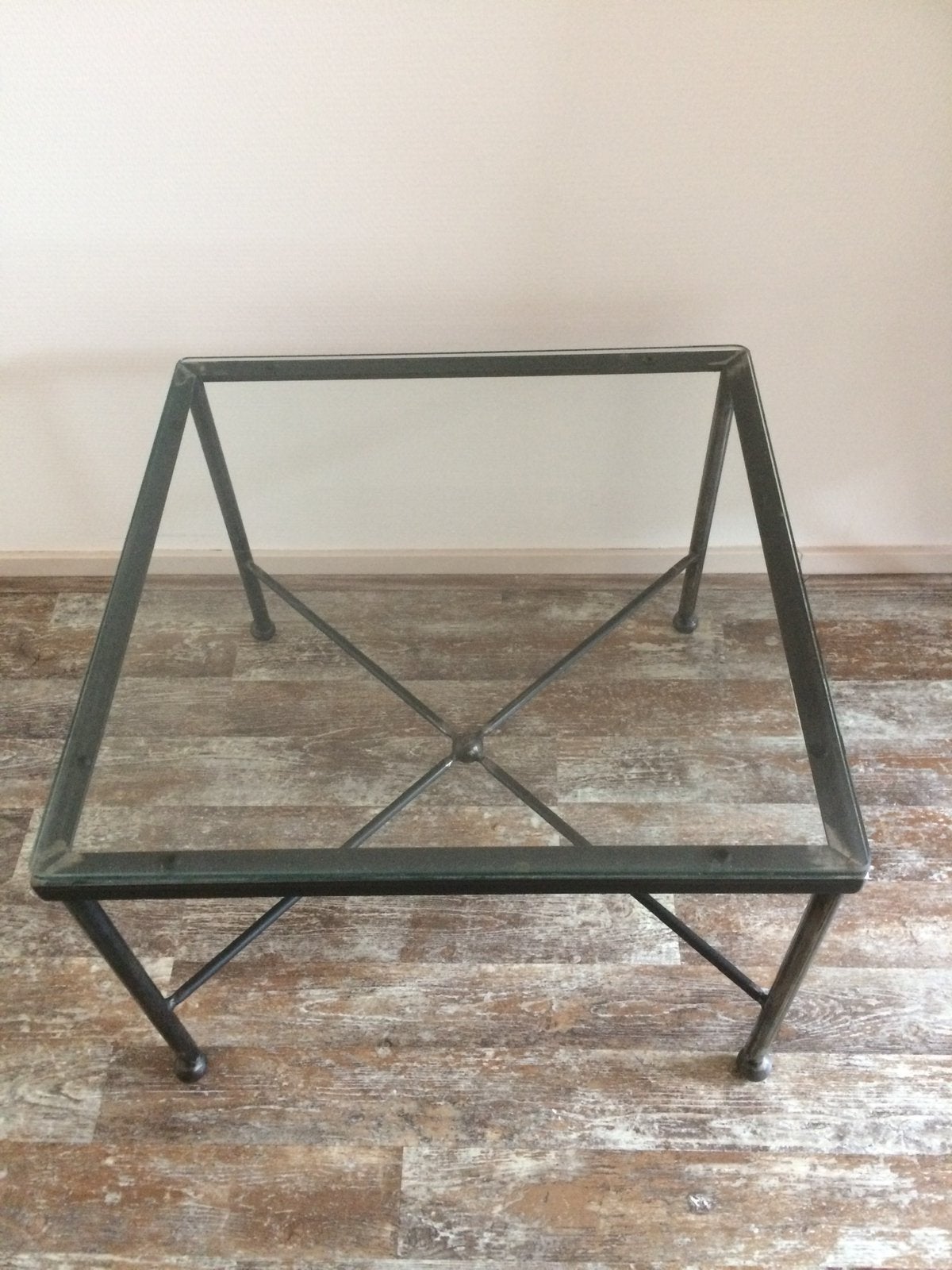 Bijzettafel smeedijzer, Minder dan 55 cm, Rond, Zo goed als nieuw, Ophalen