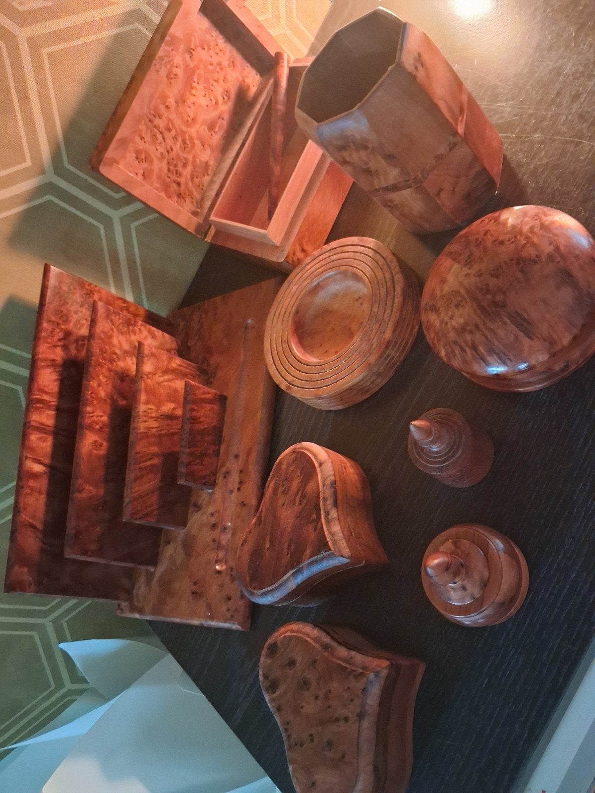 Exclusieve Set van Thuja-Wortelhout: Briefhouder, Pennenbak, Diversen, Ophalen of Verzenden