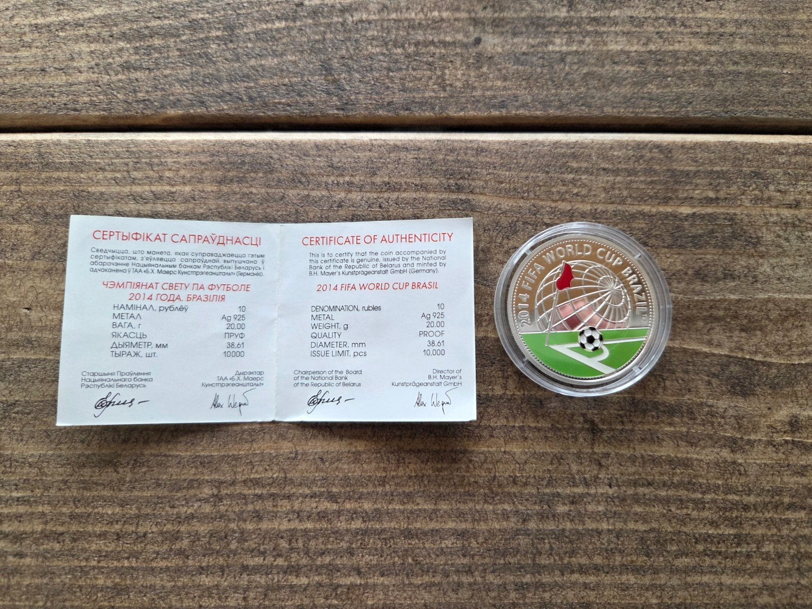 Zilveren munt 10 roebel proof certificaat World Cup Brazil, Ophalen of Verzenden, Overige landen