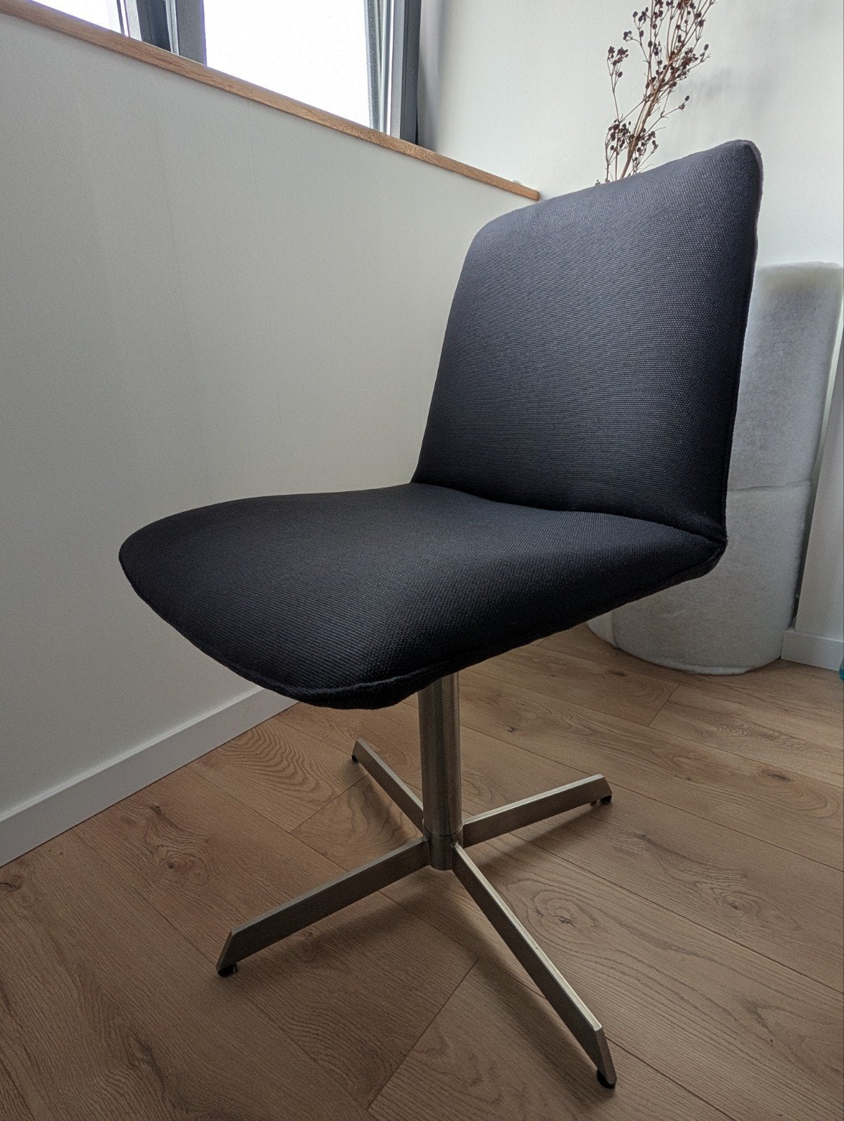 Zuiver eetkamerstoelen, Huis en Inrichting, Stoelen, Ophalen, Zo goed als nieuw, Vier, Modern