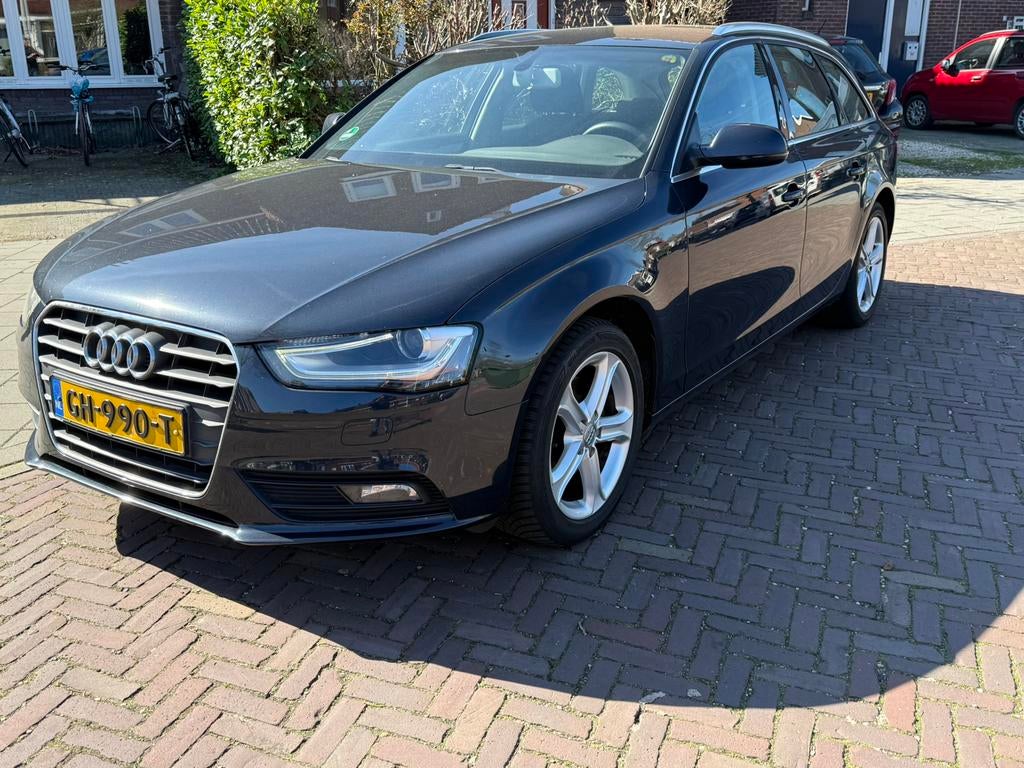 Audi A4 2.0 TDI 110KW Avant AUT 2015 Navi Clima Nwe Apk enz, Auto's, Audi, Euro 6, 4 cilinders, Blauw, A4