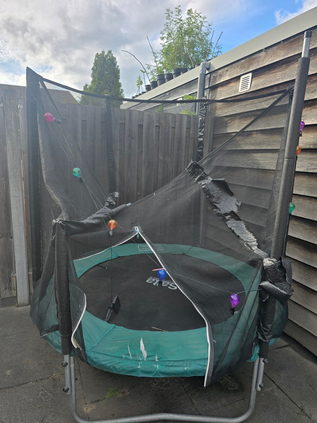 GRATIS  trampoline met veiligheidsnet, Ophalen, Gebruikt