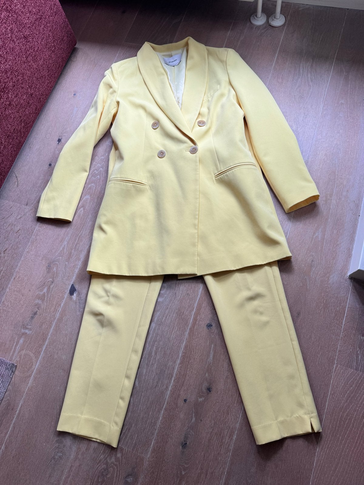 Stradivarius Geel Pak - Blazer en Broek Set M, Maat 38/40 (M), Geel, Ophalen of Verzenden, Lang