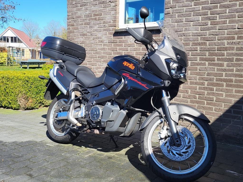 Aprilia ETV 1000 Caponord 22.000 km 2007, 2 cilinders, Occasion, Particulier, Toermotor