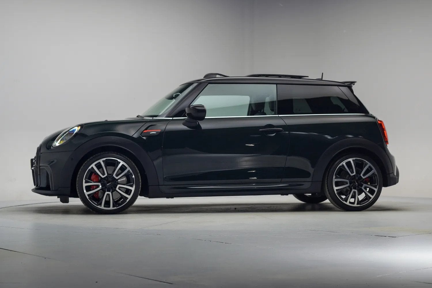 MINI John Cooper Works 2.0 JCW [Pano HUD Adapt. Cruise], Auto's, Automaat, 1998 cc, Gebruikt, 4 cilinders