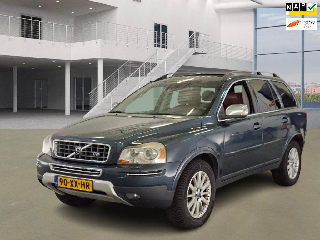 Volvo XC90 4.4 V8 Executive|R-DESIGN|AWD|7PERS|YOUNGTIMER|V8, Dealer onderhouden, 8 cilinders, Bedrijf, Vierwielaandrijving