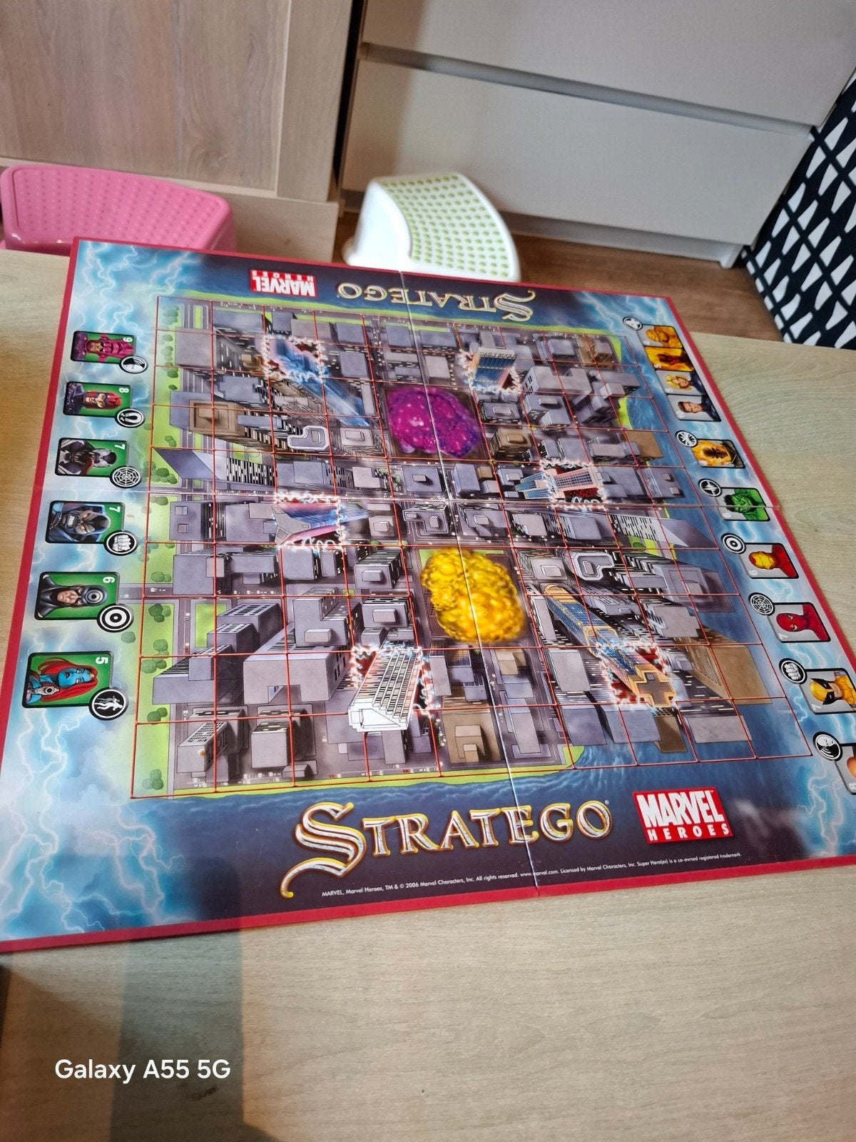 Stratego Marvel Heroes bordspel - Jumbo, Gebruikt, Jumbo International B.V., Een of twee spelers, Info@jumbo.eu
