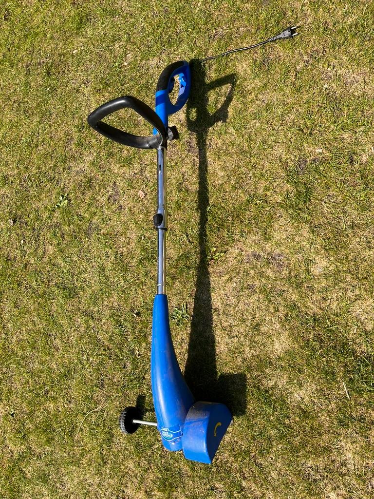 Kinzo Weed Sweeper - Onkruidborstel, Tuin en Terras, Veegmachines, Ophalen, Gebruikt