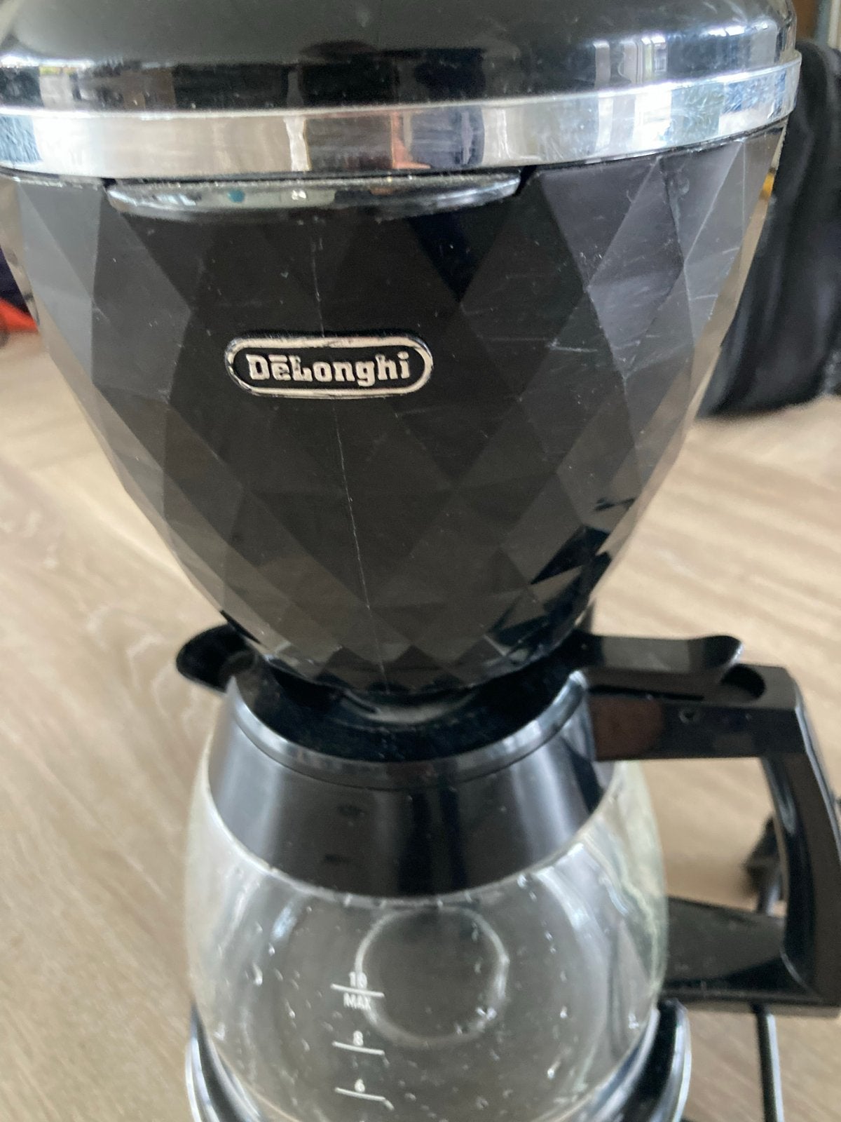 DeLonghi Koffiezetapparaat - Zwart, zo goed als nieuw