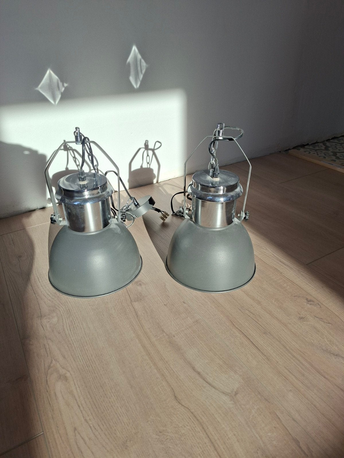 Set van 2 industriële hanglampen, grijs, E27 fitting, Ophalen, Gebruikt, E27 (groot), Metaal