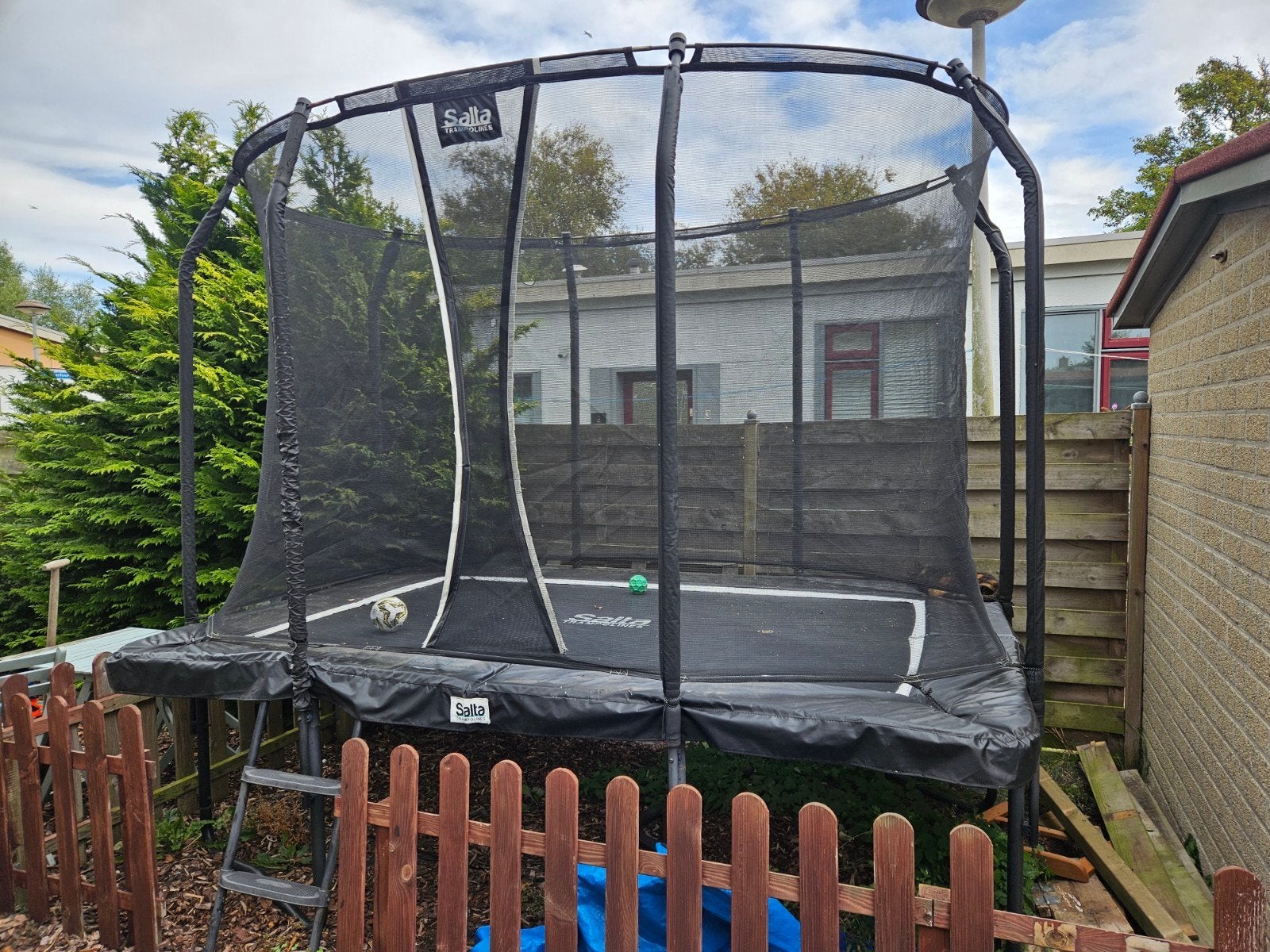 salta trampoline 244x350, Ophalen, Gebruikt