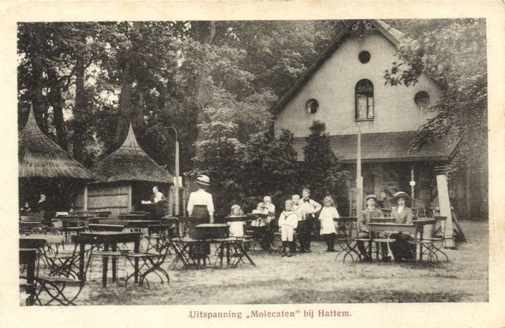 Uitspanning Molecaten bij Hattem. - kinderen terras - 1920 g, Verzenden, 1920 tot 1940, Gelopen, Gelderland