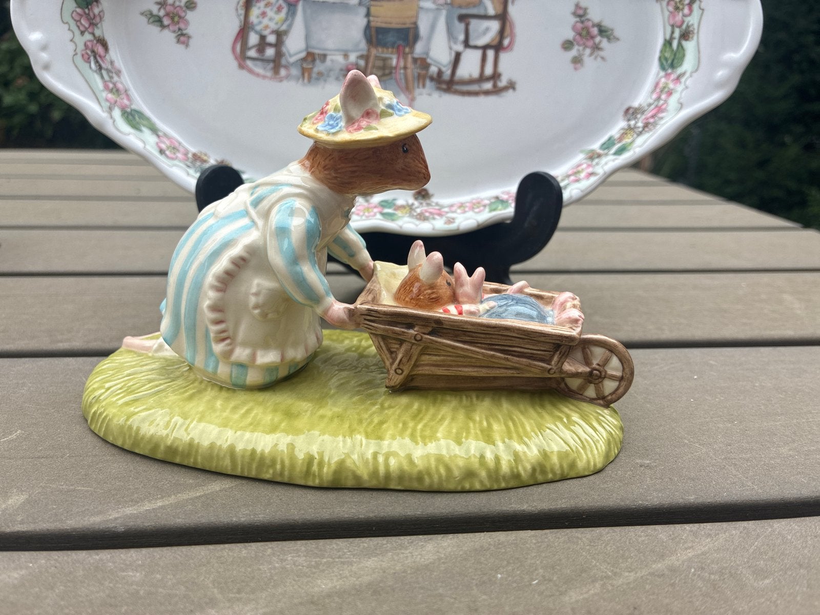 Royal Doulton Brambly Hedge "Heading Home" beeldje, Ophalen of Verzenden, Nieuw, Dier
