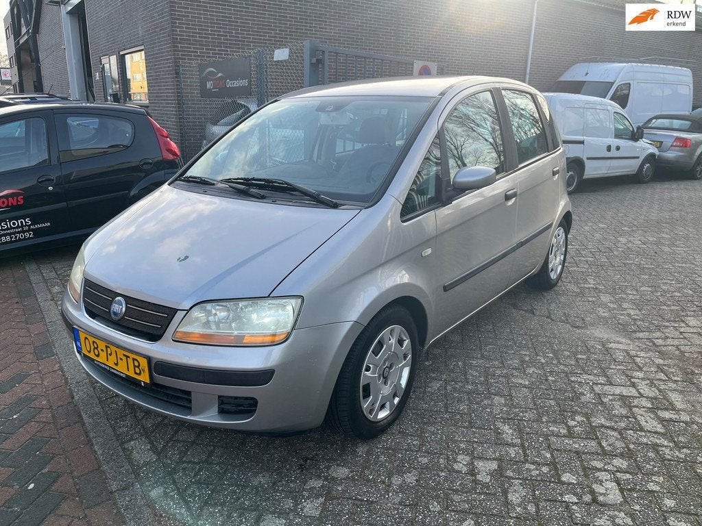 Fiat Idea 1.4-16V Dynamic! Airco! Xenon!, Voorwielaandrijving, Gebruikt, Idea, 400 kg