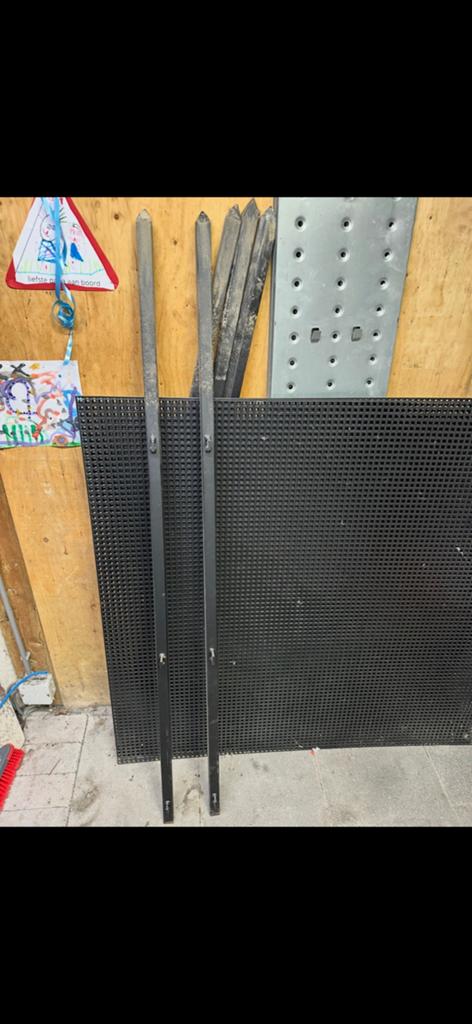 Tuinhek. Gaas panelen. Met palen., Ophalen, IJzer, Tuinhek