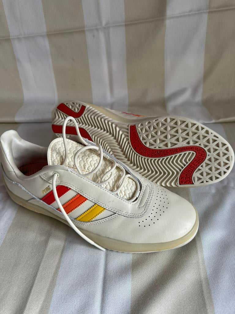 Als sneakers: heel bijzondere sportschoenen van Adidas!, Ophalen, Zo goed als nieuw, Overige typen, Adidas
