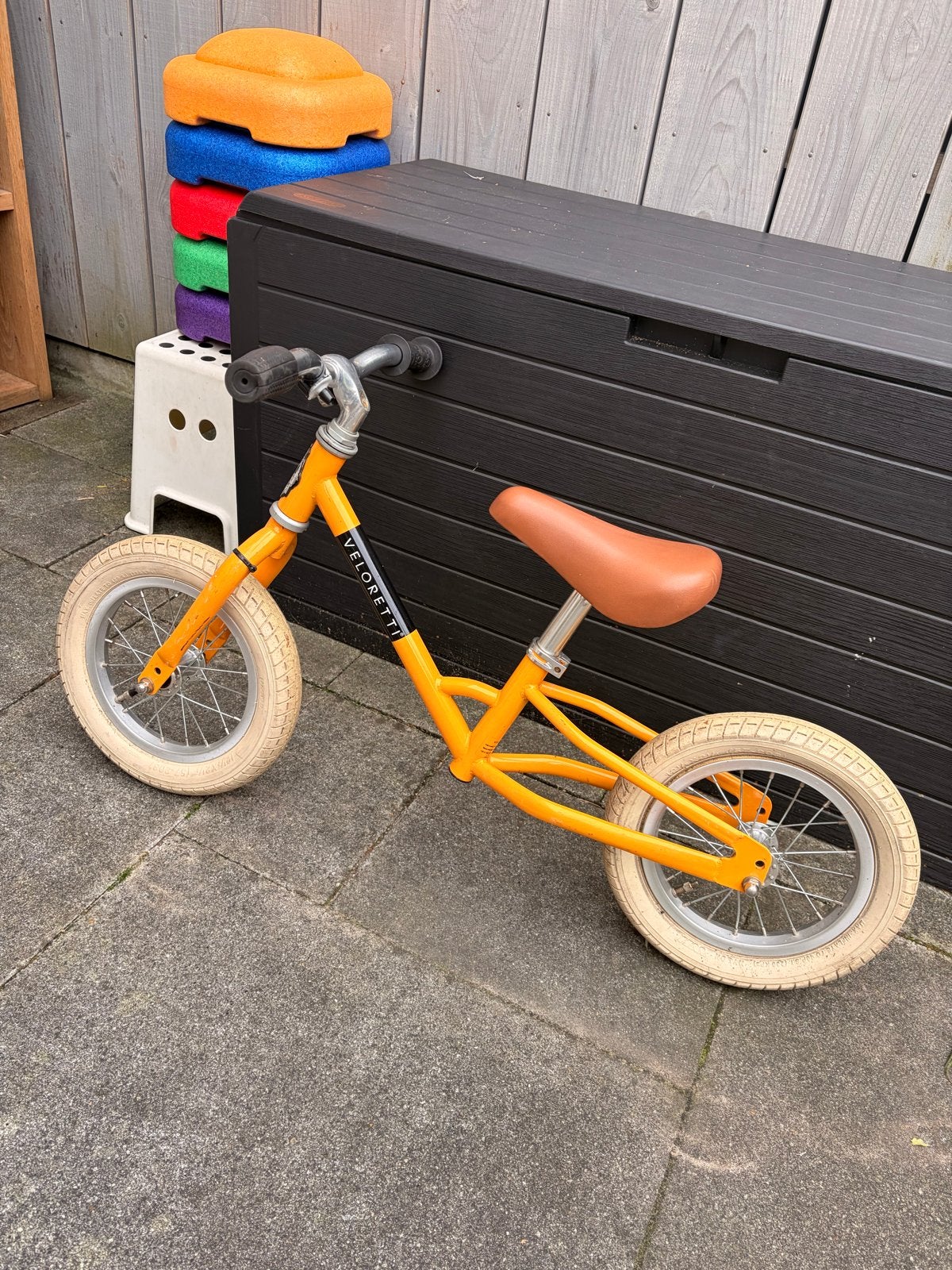 Stoer geel loopfietsje - Veloretti, Ophalen, Gebruikt, Minder dan 16 inch